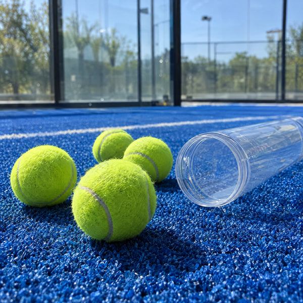 Padel balls